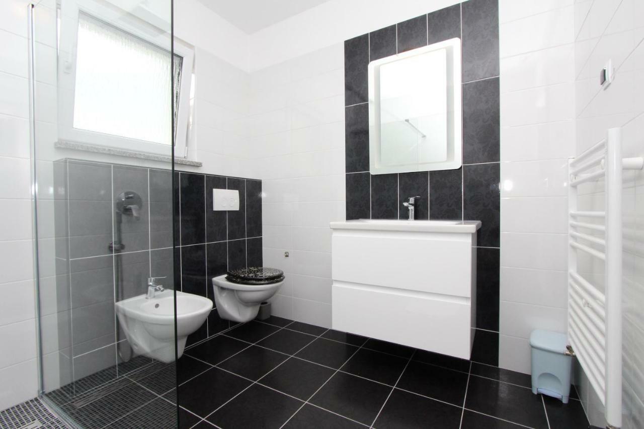 רוביני Apartment Karlo 2 מראה חיצוני תמונה