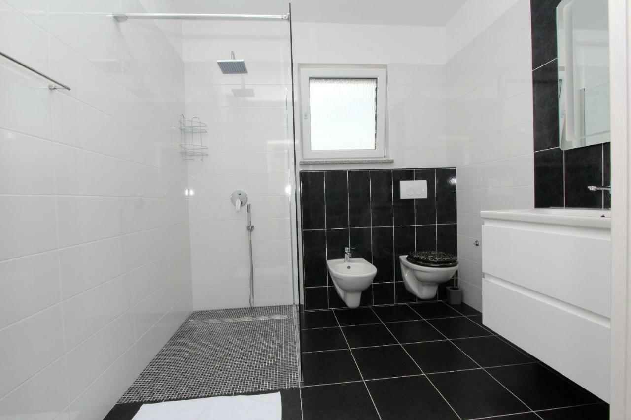 רוביני Apartment Karlo 2 מראה חיצוני תמונה