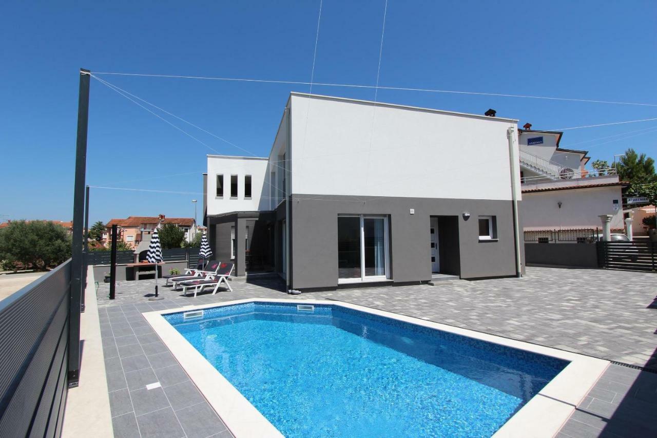 רוביני Apartment Karlo 2 מראה חיצוני תמונה