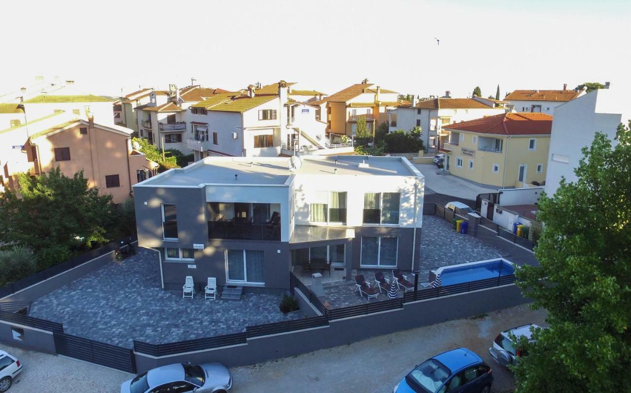 רוביני Apartment Karlo 2 מראה חיצוני תמונה